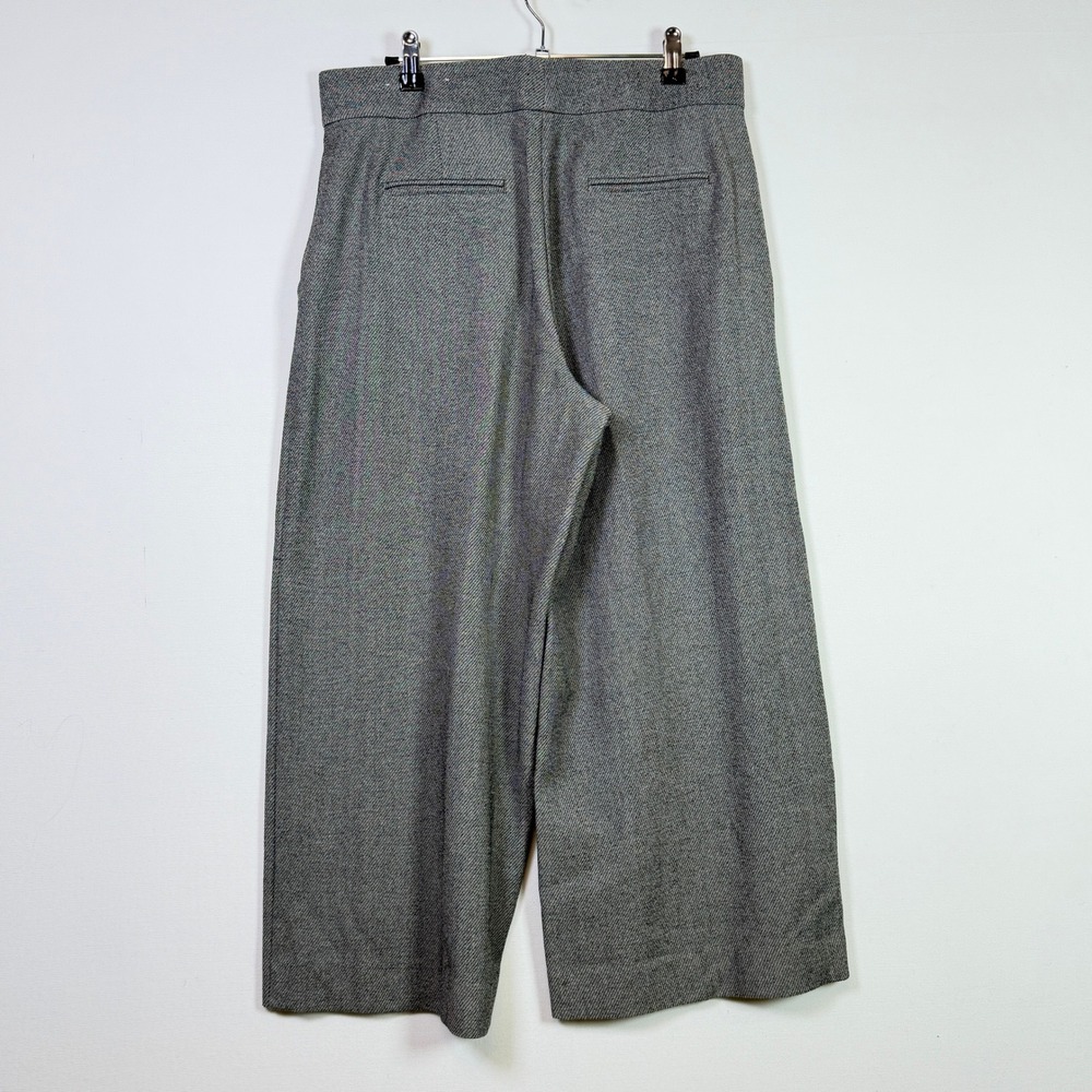 ANN TAYLOR Grey Herringbone Wide Leg Cropped Culotte Pants 8P - Picture 2 of 6